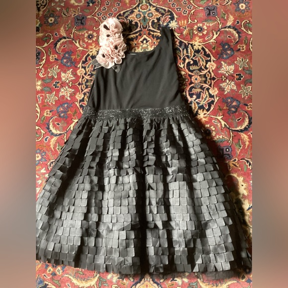 Black dress with pink flower size 16 from Elisa B - Picture 1 of 2